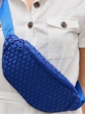 Sol And Selene Aim High Fanny Pack Belt Bag Anthropologie Woven Blue Neoprene